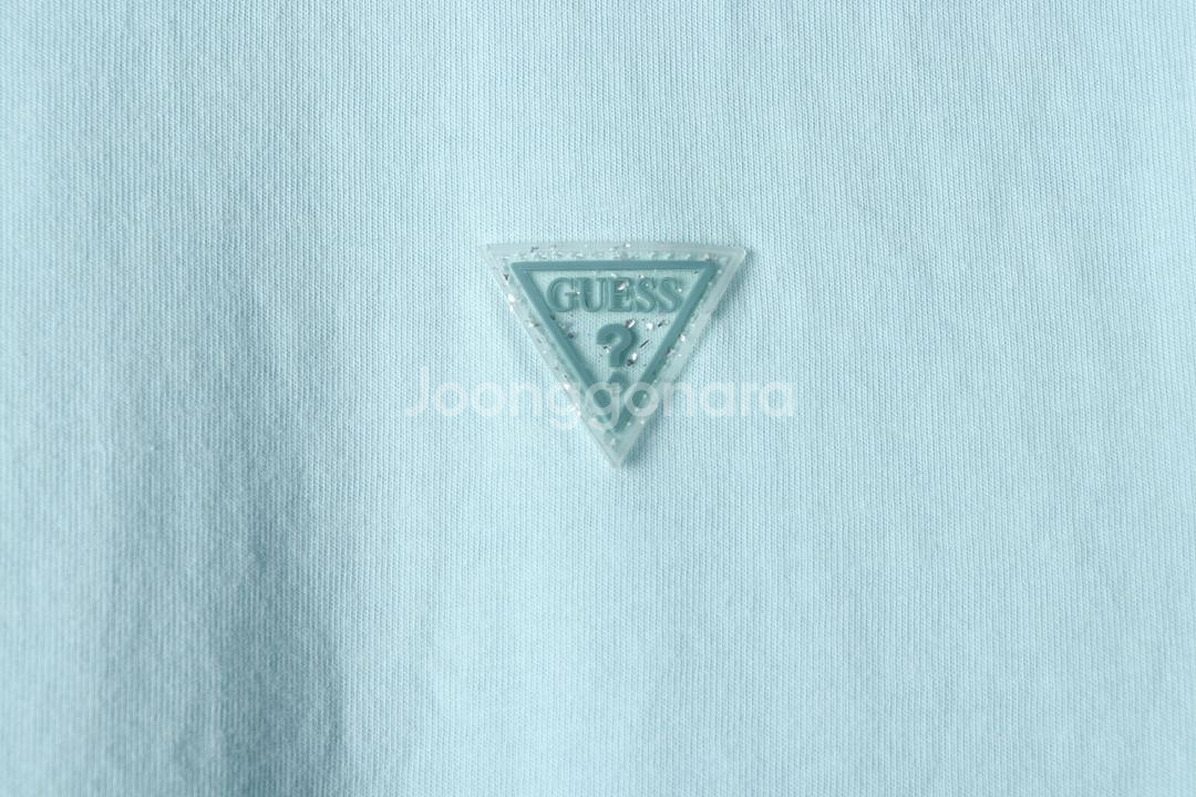 (M-L) 게스 반팔 티셔츠 연블루 로고--4