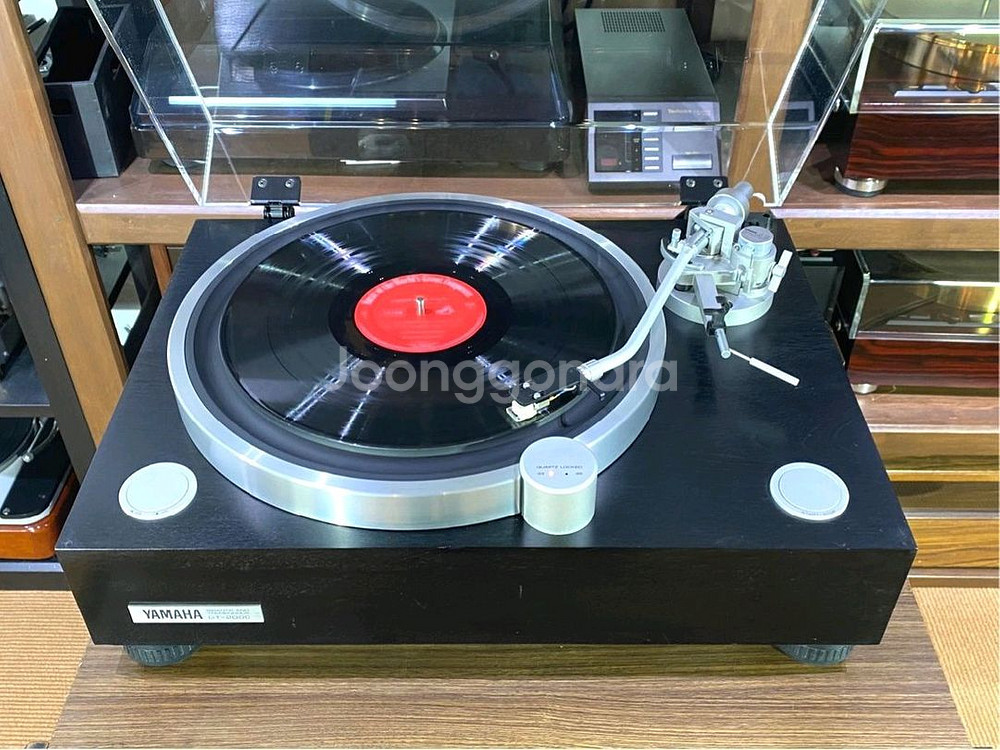야마하 GT 2000 턴테이블--2