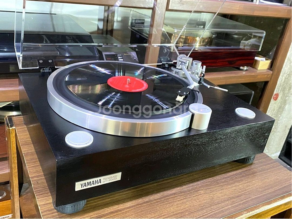 야마하 GT 2000 턴테이블--3