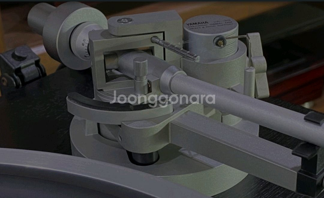 야마하 GT 2000 턴테이블--4