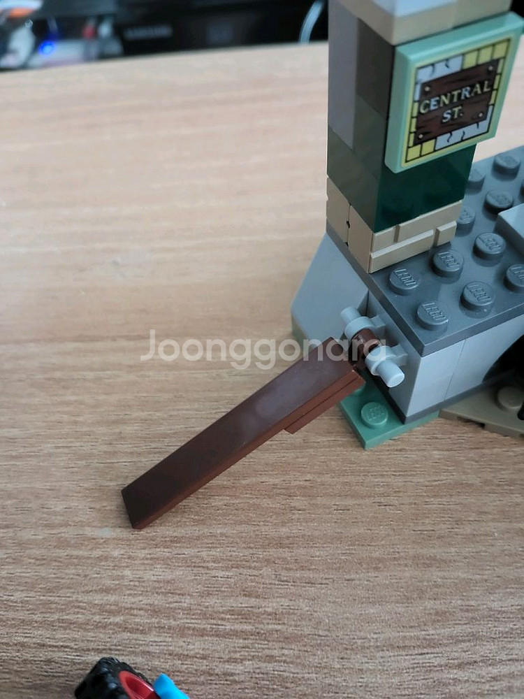 레고70330히든사이드 뉴베리 지하철--1