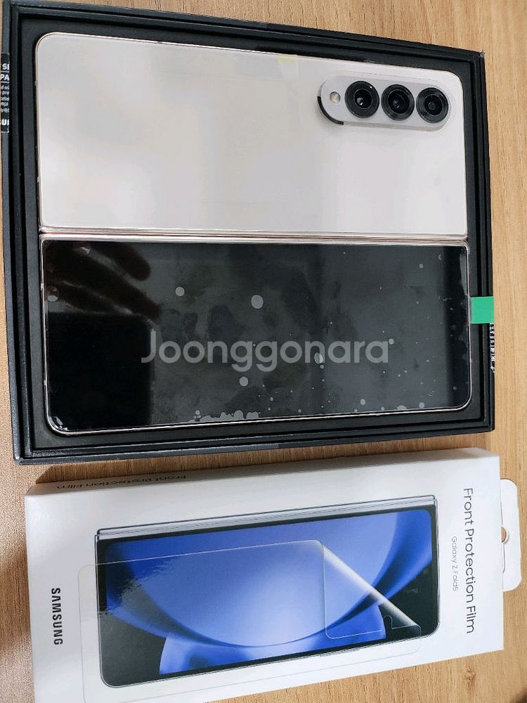 갤럭시 z폴드4 내,외관 모두 수리 자급제 새제품--0