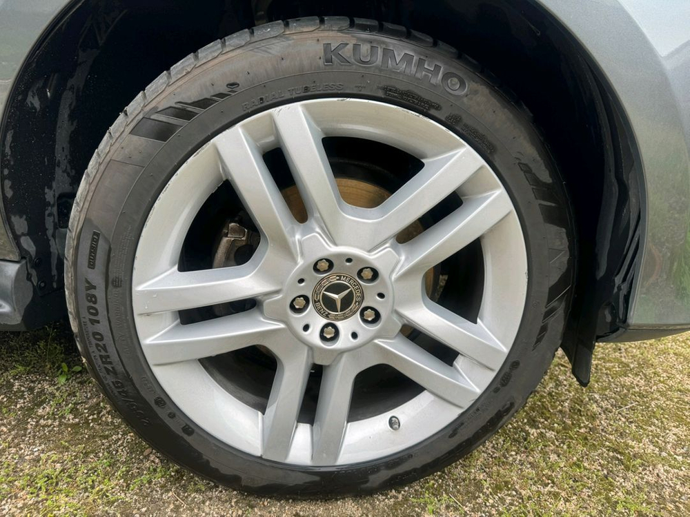 265 45 20 금호 타이어 4개--2