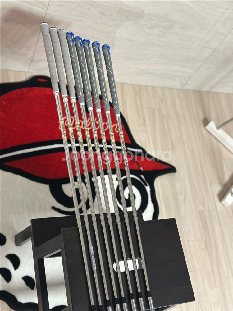 타이틀리스트 T200 3세대 다이나믹골드120(정품)--2