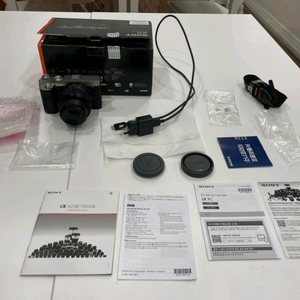 소니 a7c 실버 바디 + 28-60mm 렌즈 풀박