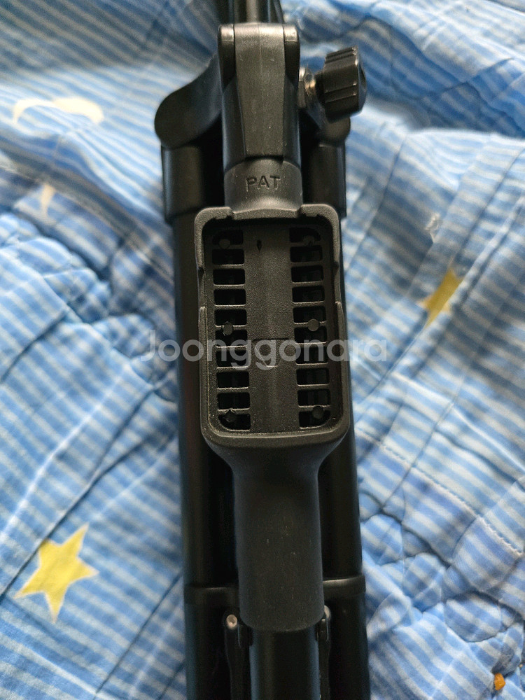 SEL-VCT520 삼각대 팝니다.--5