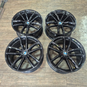 BMW 5시리즈 G30 662M 18인치 순정휠