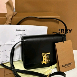버버리 TB백 미니 블랙