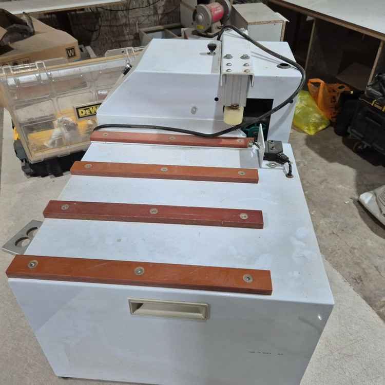 씽크대 ㅜ도어 트리밍기 이미지