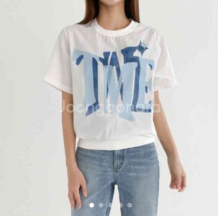 한섬 타임 2023 비즈 장식 빅 로고 화이트 티셔츠--0