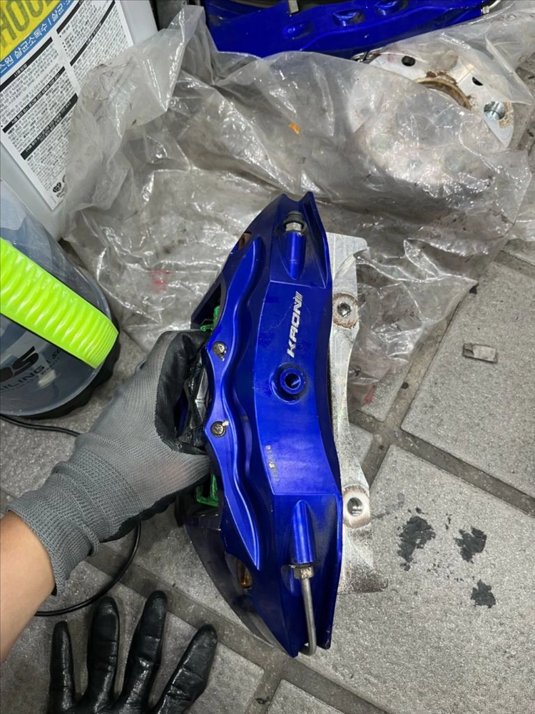 카니발 6p브레이크 이미지
