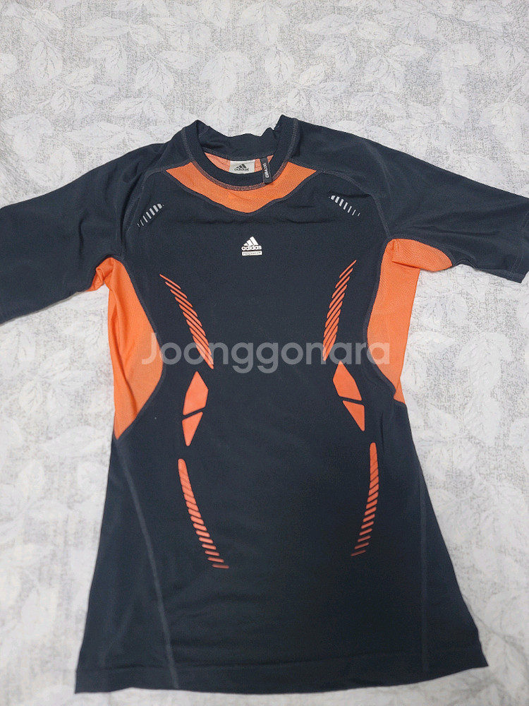 adidas TECHFIT 기능성 반팔티--0