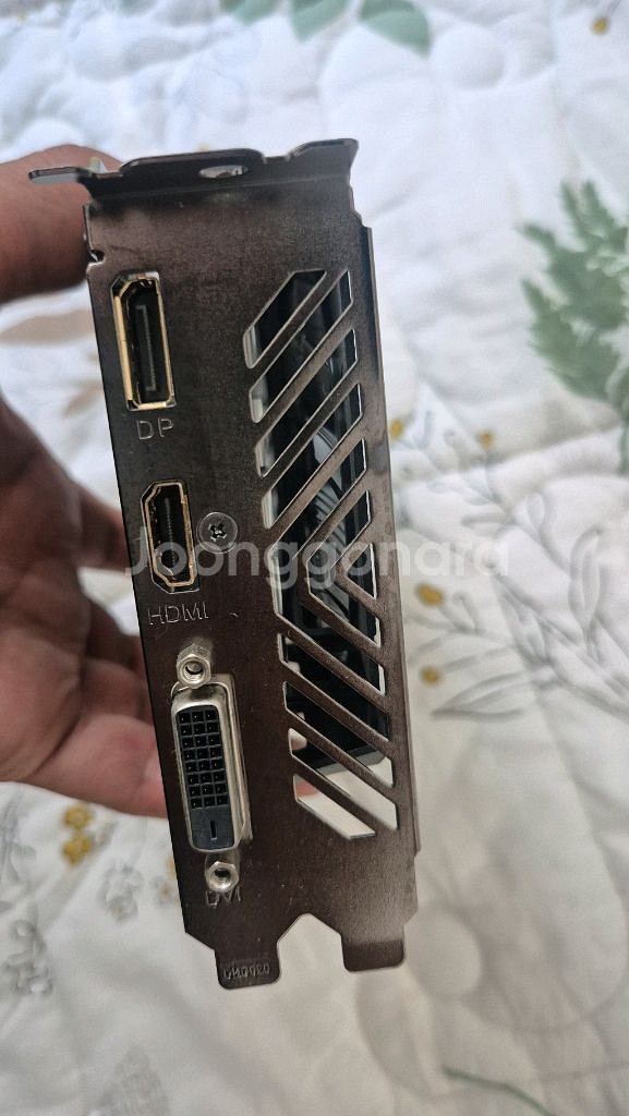 기가바이트 GTX1050 2g 그래픽카드--2