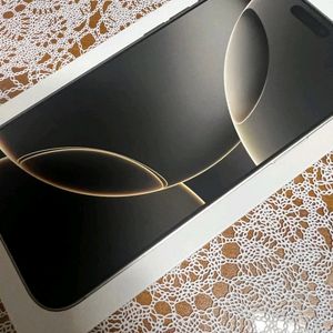 삽니다 아이폰 16프로맥스 256 미개봉