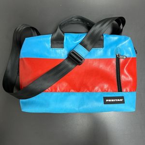 프라이탁 모스 F304(FREITAG) 판매 합니다