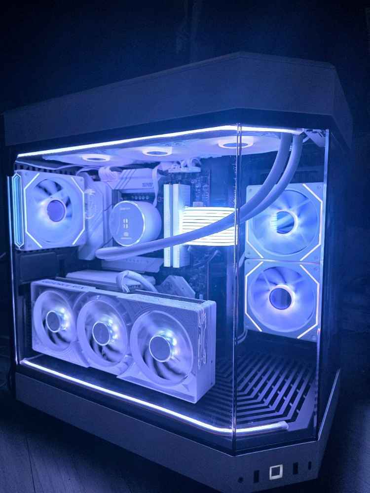 i7-14700K Z790 RTX5080 화이트PC--1