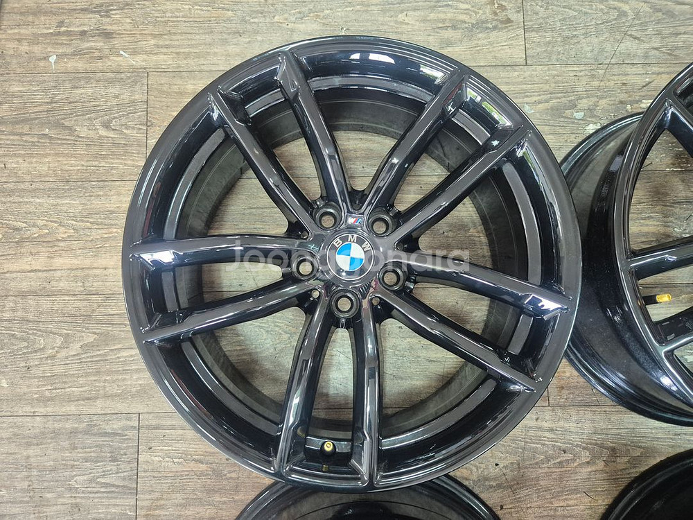 BMW 5시리즈 G30 662M 18인치 순정휠--4