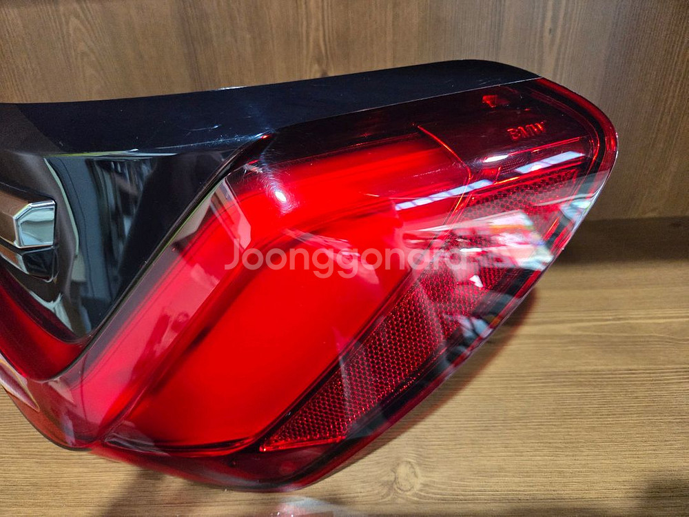bmw 7시리즈 g11 lci 조수석 테일램프--1