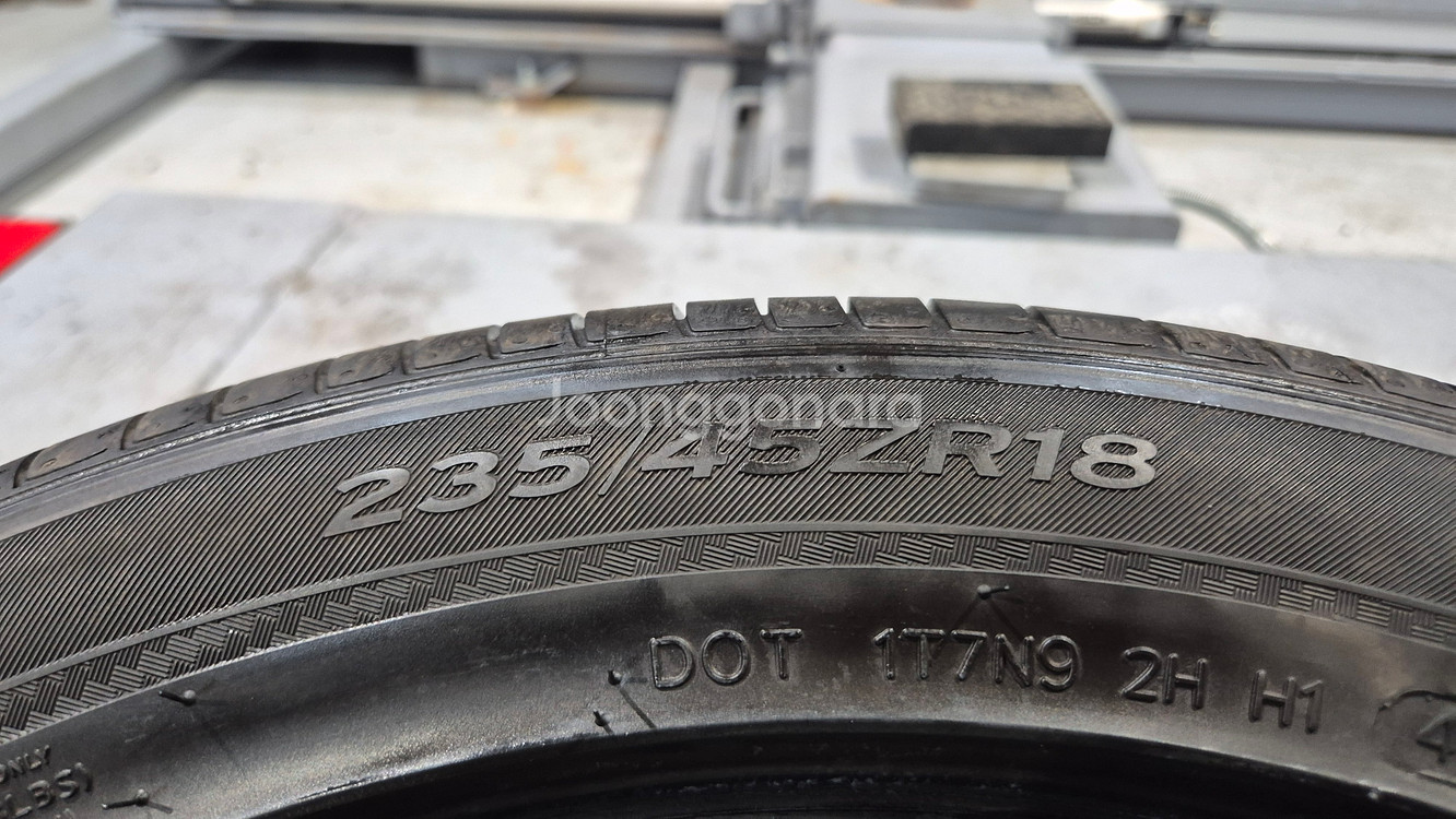 중고 타이어 235 45 18 한국 벤투스 S2AS--4