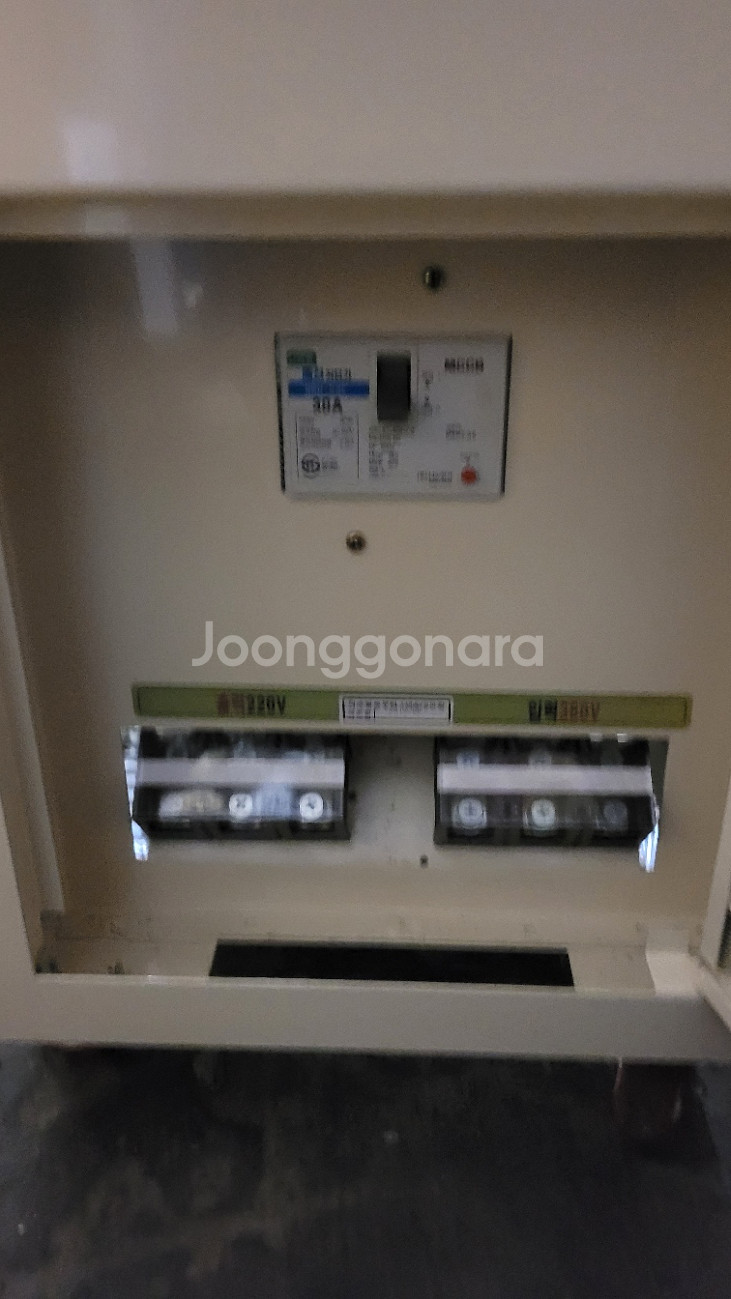 공업용 다운트랜스 20K(380v-220V)--1