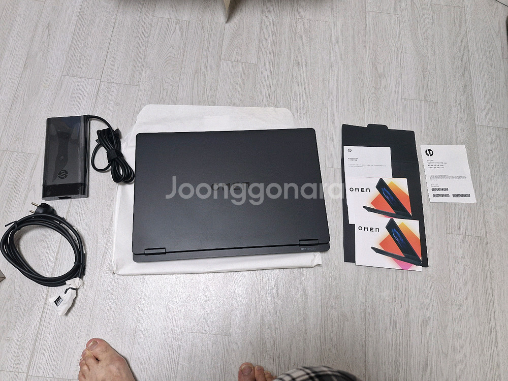 HP 오멘17 라이젠ai9 rtx5070 32g 팝니다--6