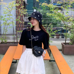 바이씨니 리본자수티+펀칭반바지 세트로 판매합니다