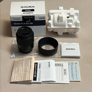 시그마 30mm 1.4 마이크로포서드 마포 마운트