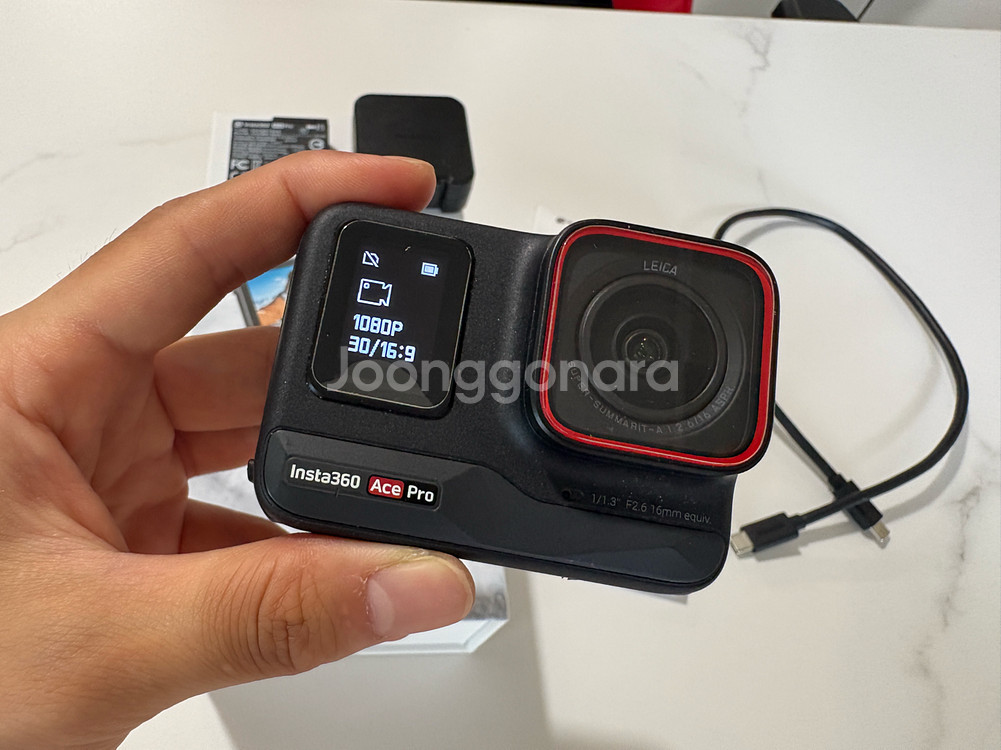 인스타360 에이스프로 액션캠--3