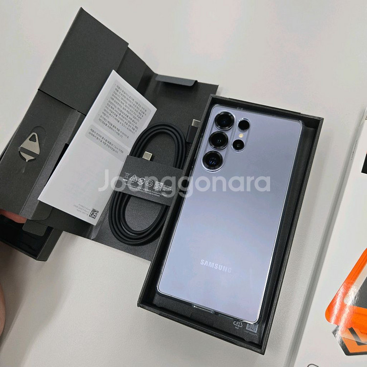 새상품(자급제)갤럭시 S25 울트라 512GB--0