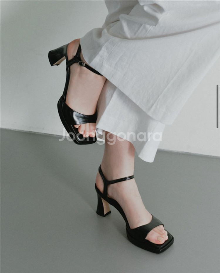 레이첼콕스 Sandals_Rahim R2732s_7cm--6