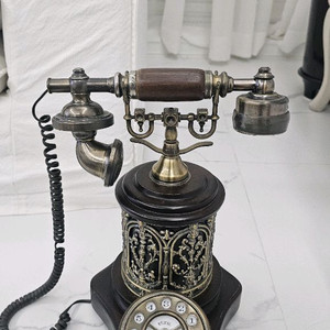 앤틱 전화기, 앤틱 스툴