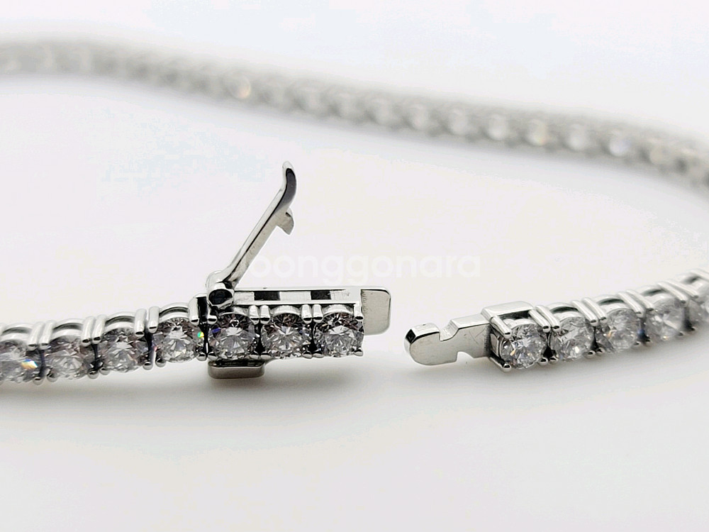 백금pt 다이아테니스팔찌 17cm 랩2.5mm 4발--3