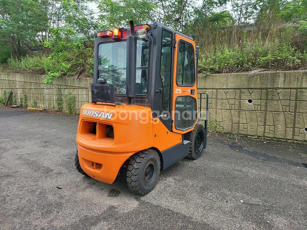 [중고지게차] 두산 D25S-5 디젤 2.5톤--4