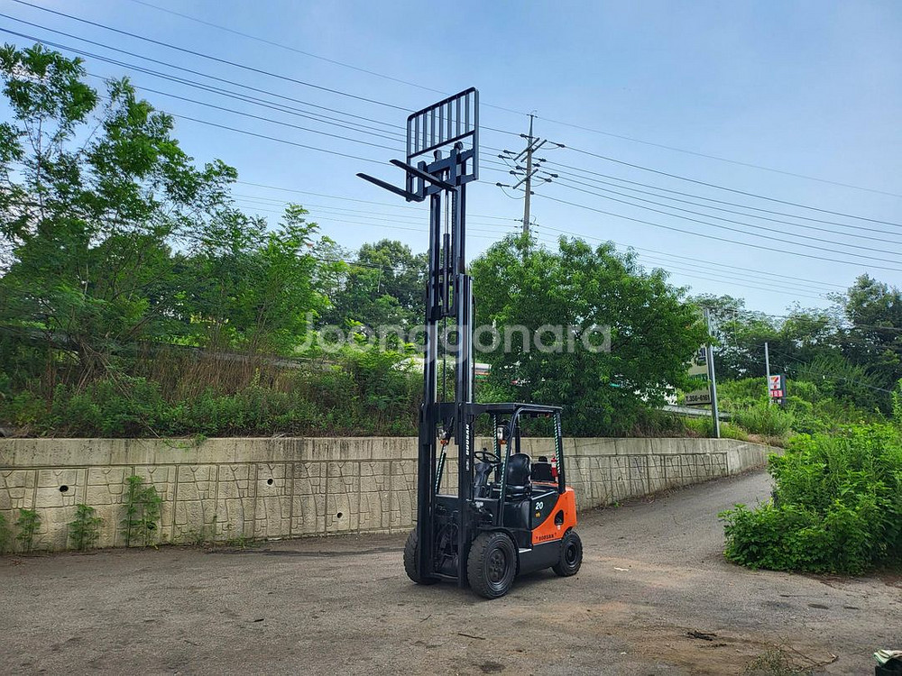 [중고지게차] 두산 D20S-7 2톤 3단 디젤지게차--7