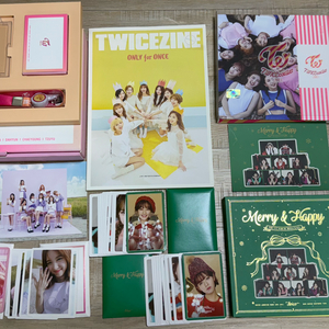 트와이스 앨범 & 굿즈 모음