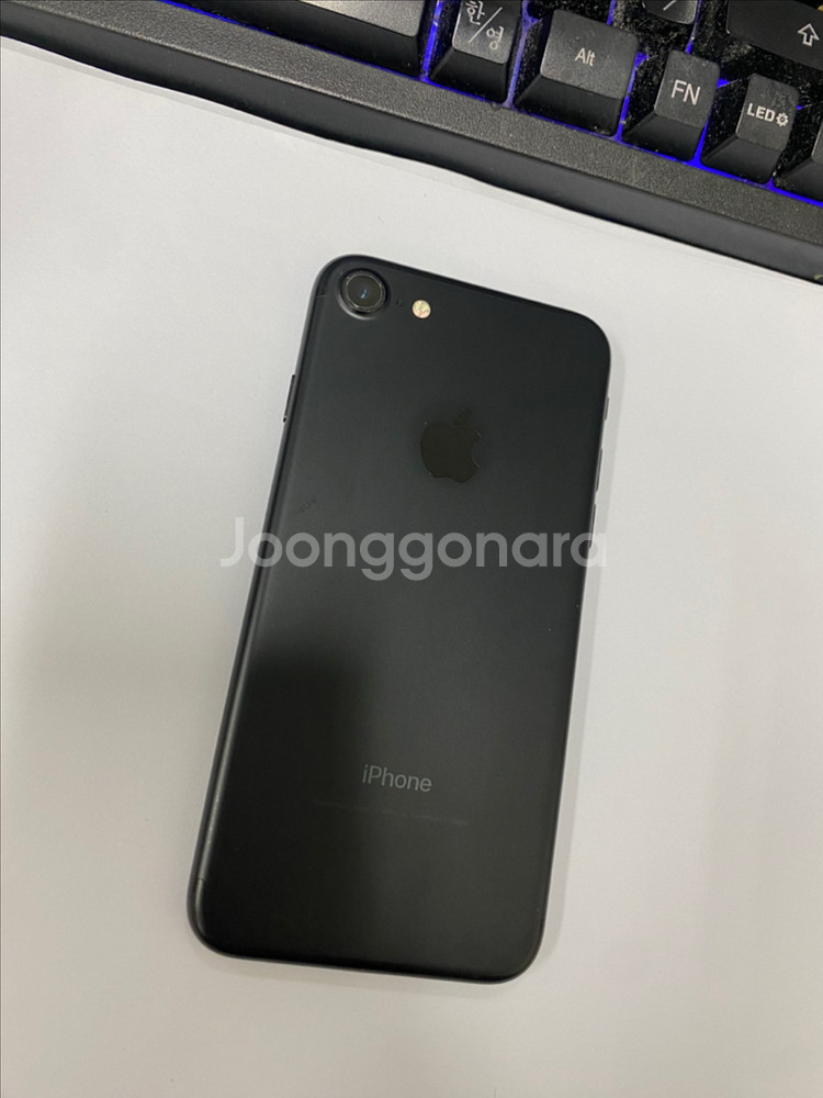 아이폰7 매트블랙 AA급 128GB 배터리100%--0
