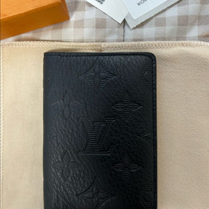 루이비통 쉐도우오거나이저 M62899