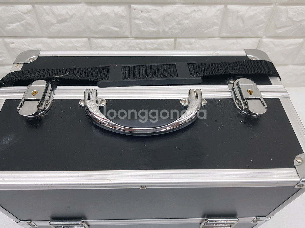 부티 화장품 케이스 가방 입니다--1