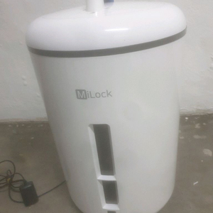 미락 진공쌀통 20KG 입니다