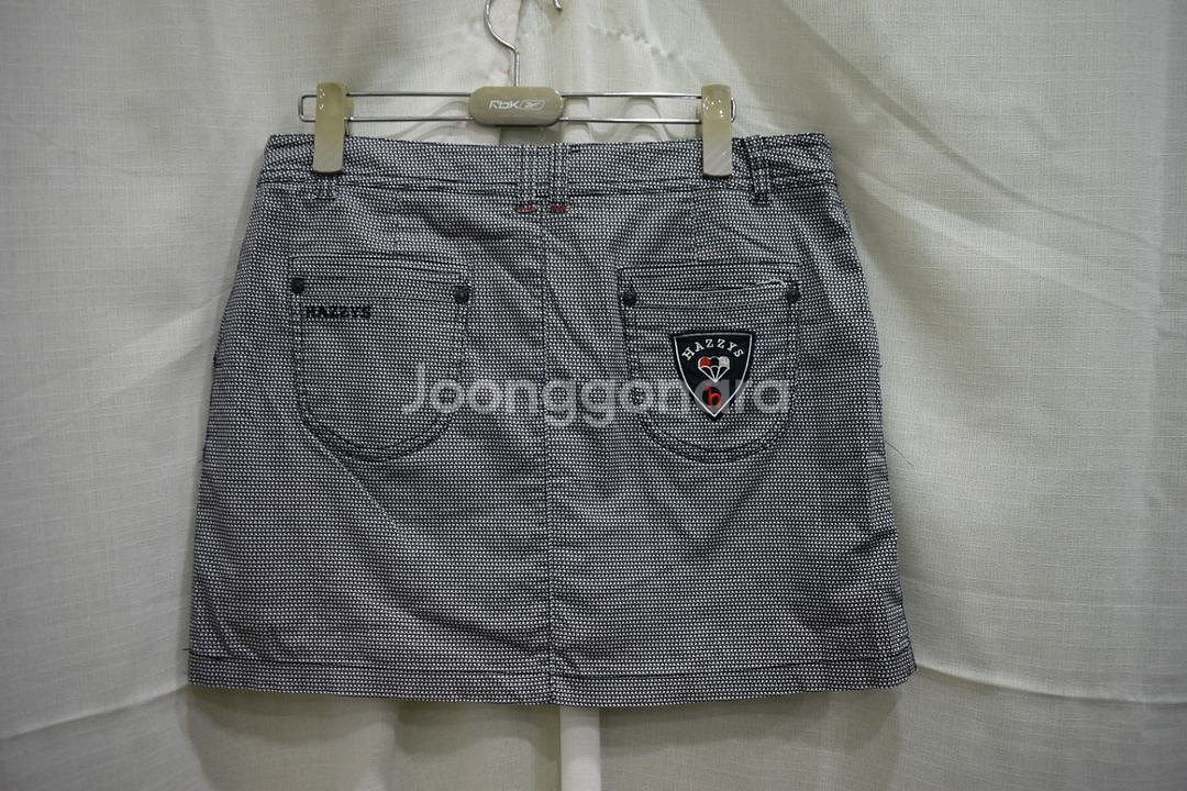 헤지스골프 치마<<30>>--1