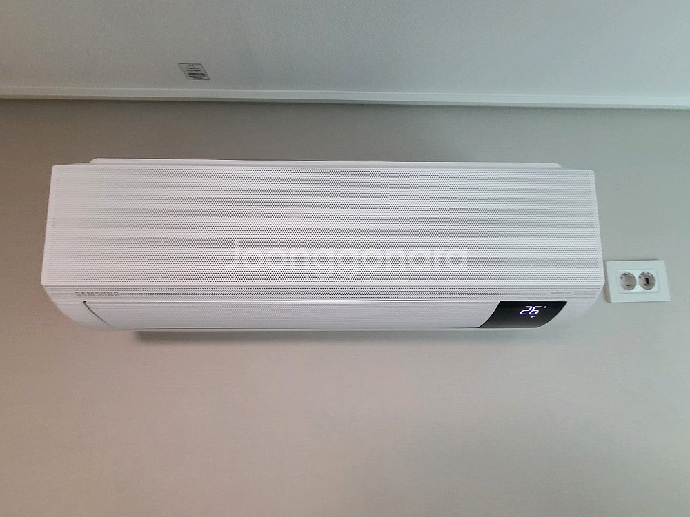 삼성2in1 무풍에어컨 AF20AX978FZRS 팔아요--2
