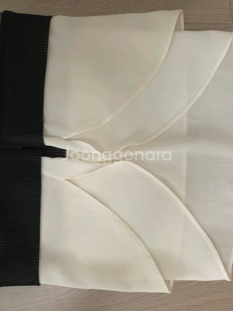 ana capri 아나카프리 여성 반팔--7