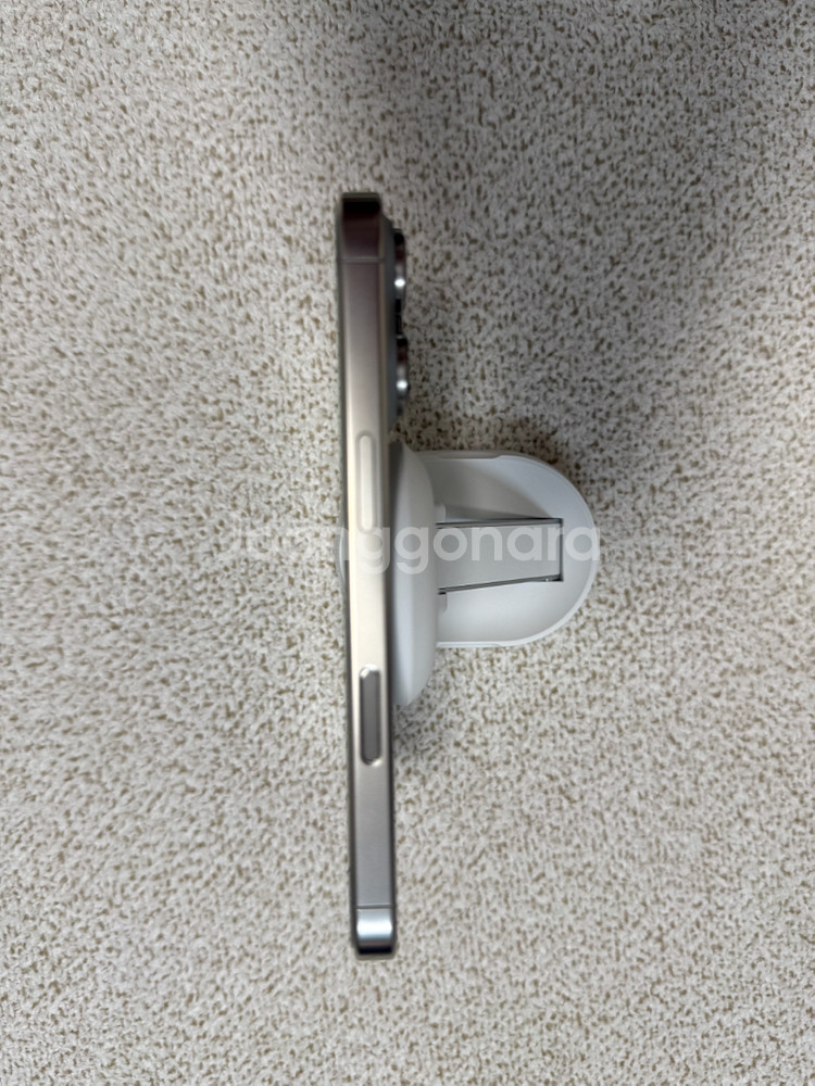 (새제품동일)아이폰16프로 512G 네추럴티타늄--4