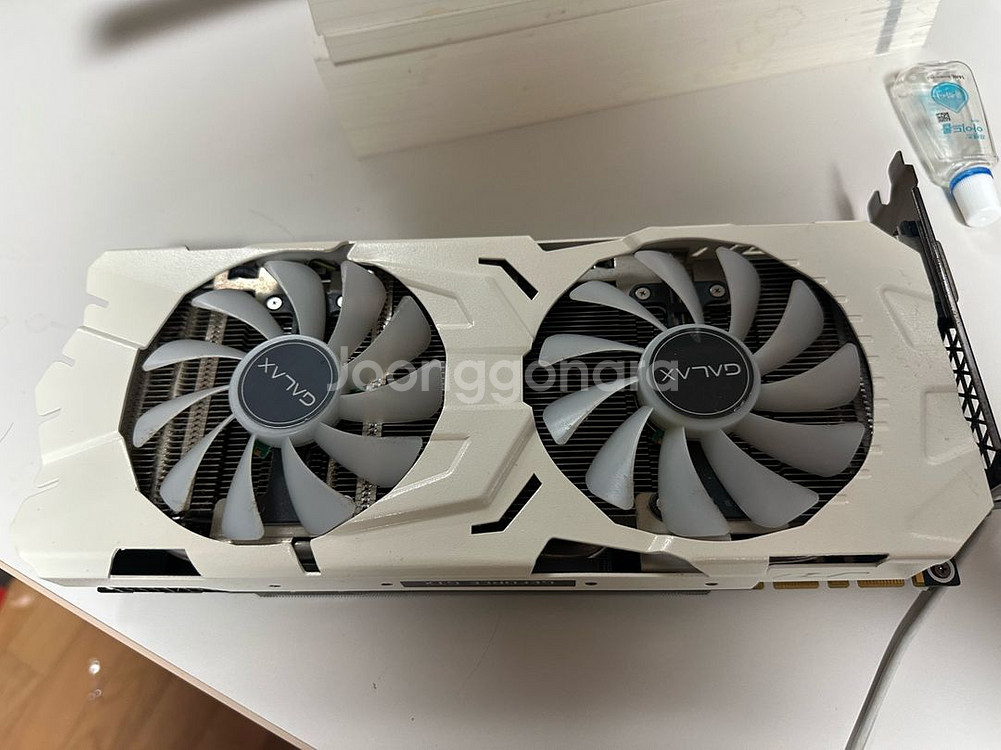 GALAX GTX 1070ti 개간지 화이트--0
