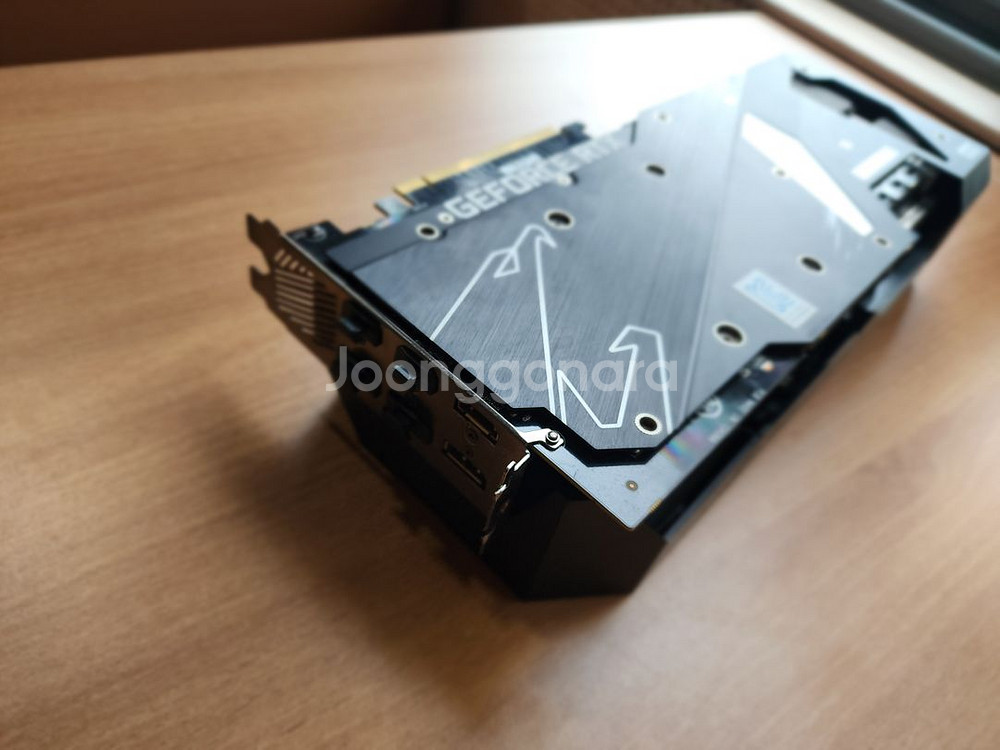 기가바이트 AORUS XTREME RTX3080 어로스--3