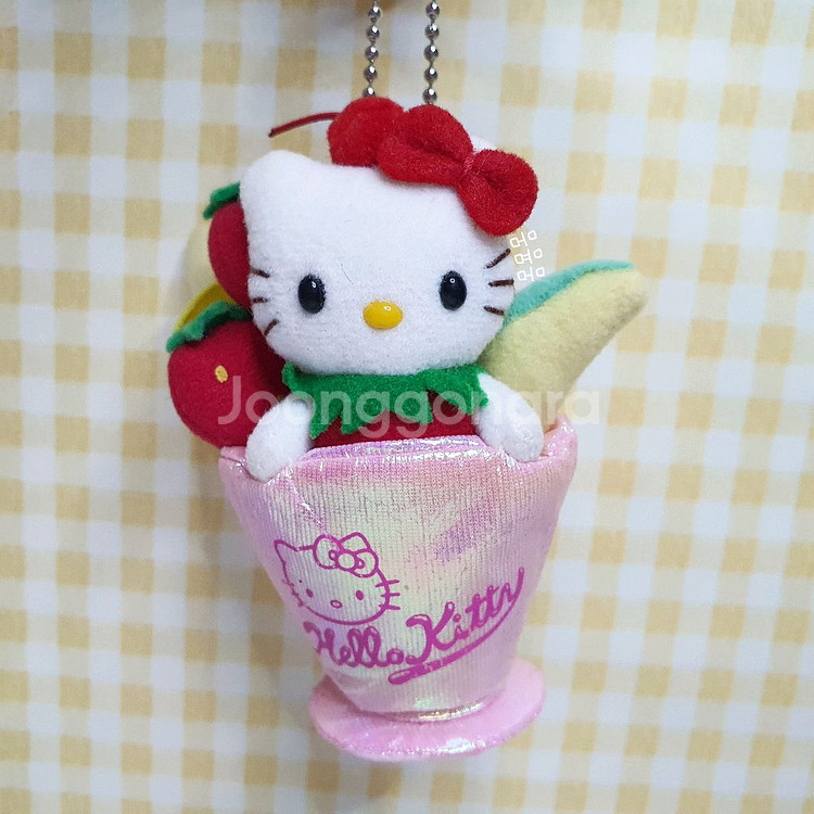 (4일까지할인판매)파르페 고전 키티 인형 키링 스트랩--0