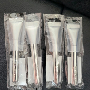 메이블린 뉴욕 스파츌라 브러쉬 새거웨이크메이크와 동일