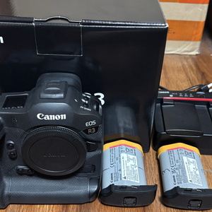 캐논 EOS R3 판매합니다
