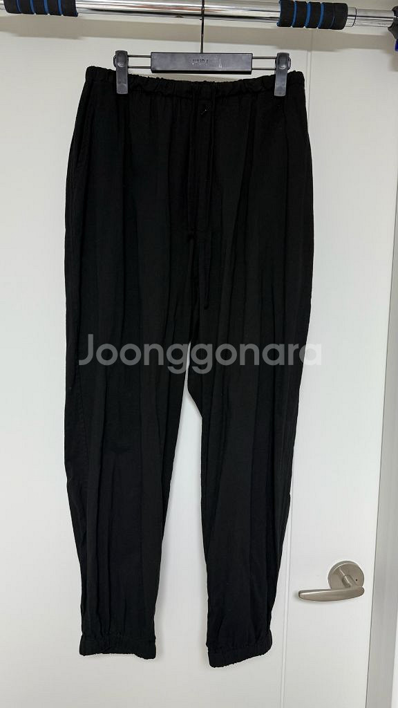 [1] 코모리 오픈 엔드 코튼 옥스 드로스트링 팬츠--0