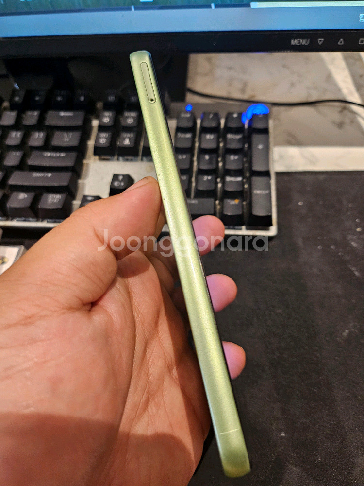 갤럭시 a24 그린 128g 팝니다--4